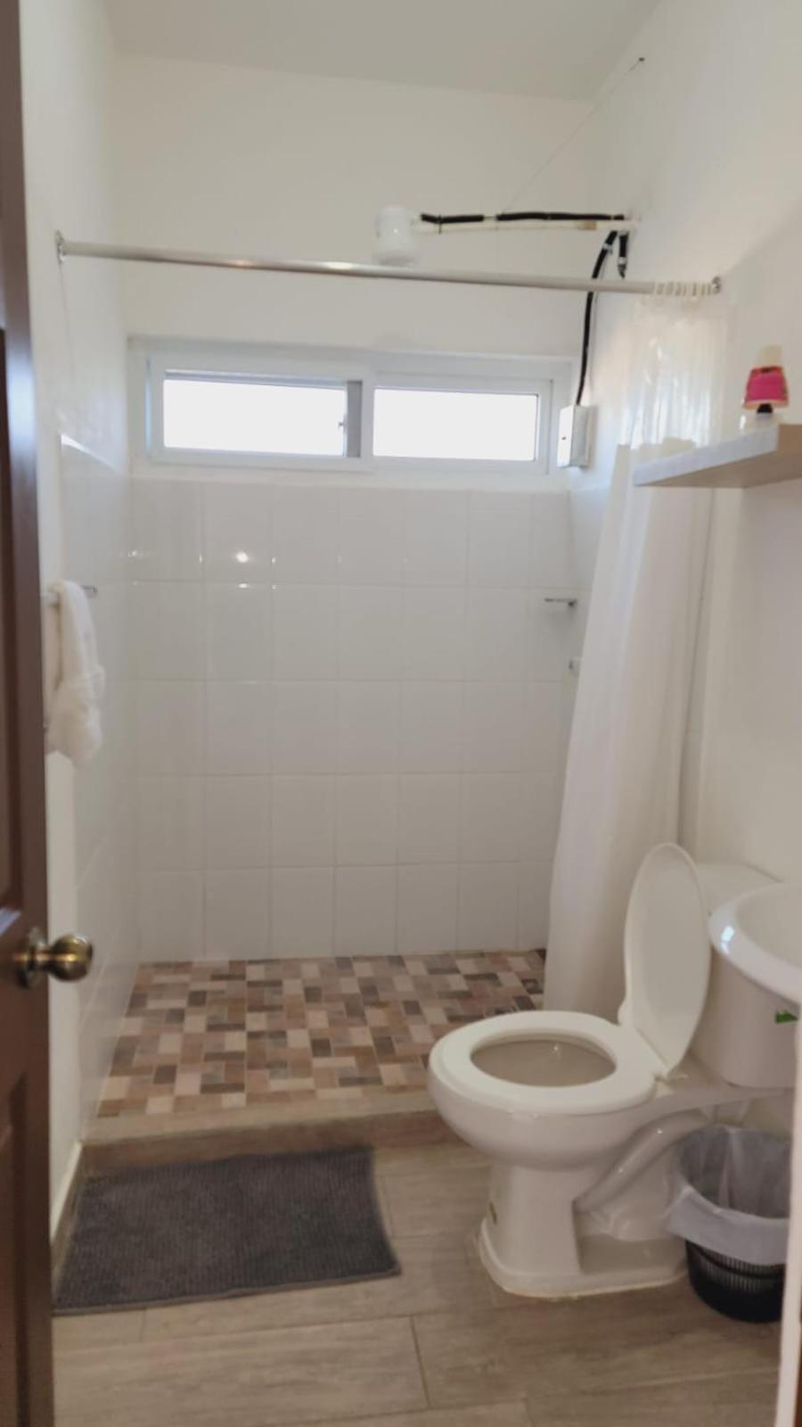 Apartamentos Mundo Maya Habitaciones フローレス エクステリア 写真